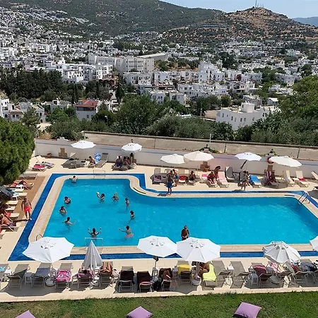 מלון The Life Gumbet Hill 4*