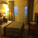 The Life Hill בודרום
