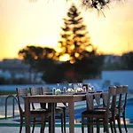 Otel The Life Hill 4*