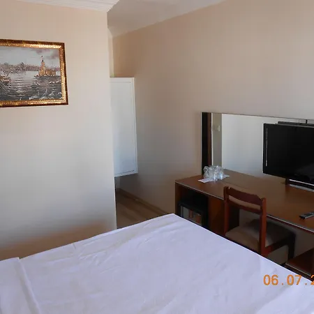 The Life Gumbet Hill Otel