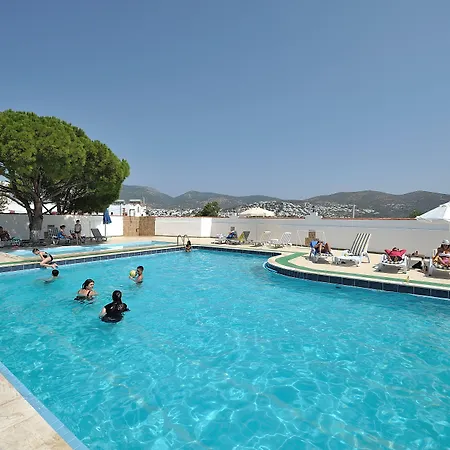 The Life Hill Hotel 4*