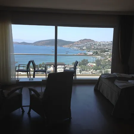 The Life Hill Hotel