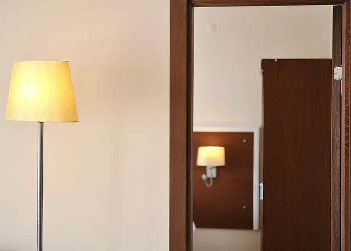 Hotel The Life Hill 4*