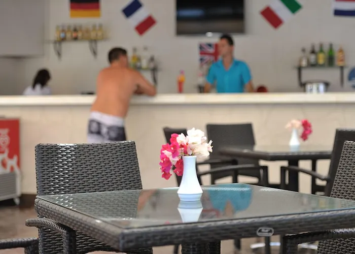 The Life Hill Hotel 4*