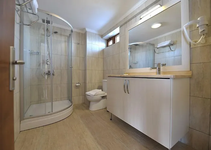 Hotel The Life Hill 4*