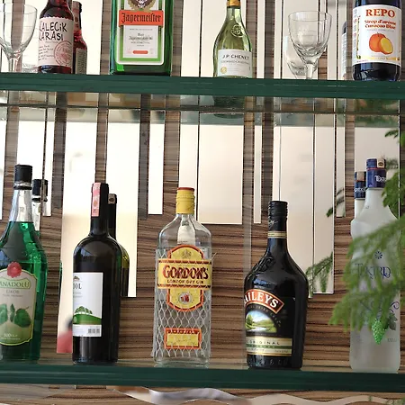 Hotell The Life Hill 4*