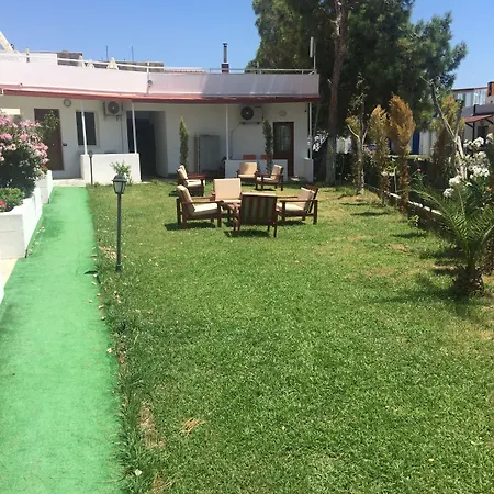 Hotell The Life Hill 4*